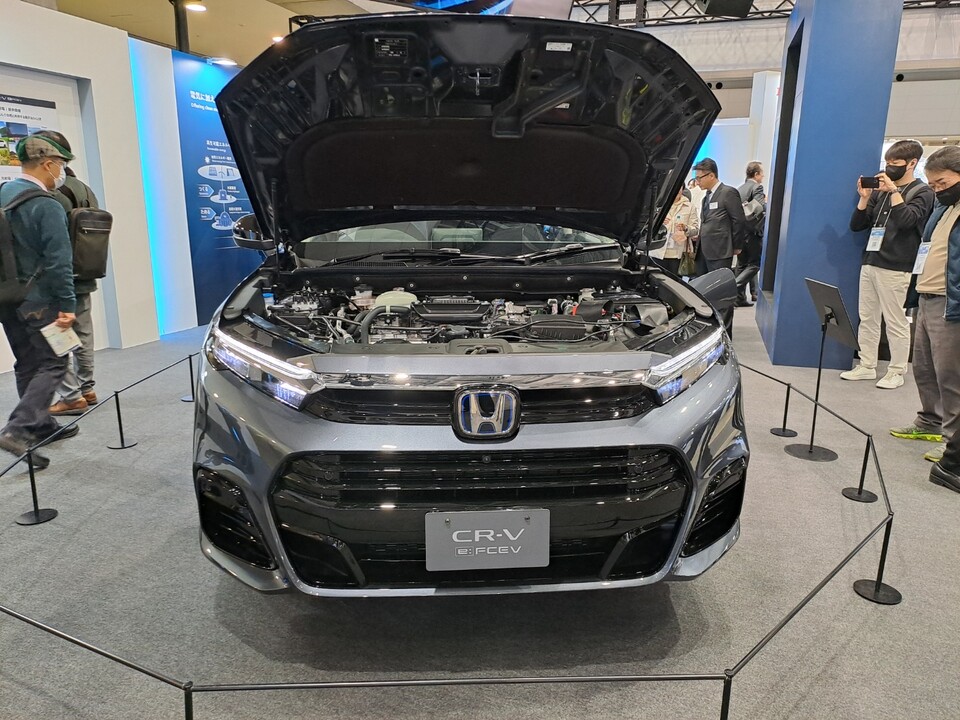 일본 도쿄에서 열린 H2 & FC EXPO에 전시된 수소전기 SUV 'CR-V e:FCEV'.
