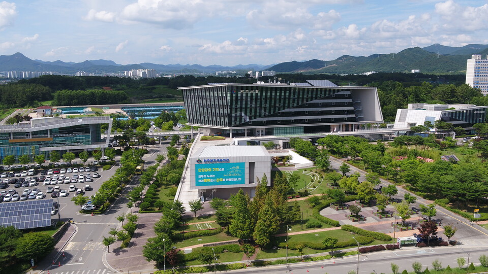 KTR이 완주에 수소 시험인증을 위한 둥지를 트고 있다. 사진은 완주군청 전경.(사진=완주군)