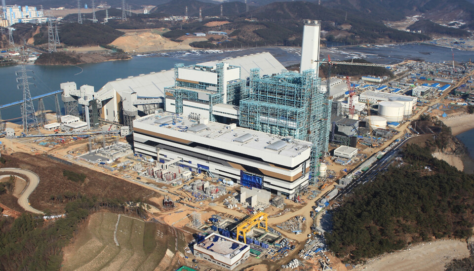 암모니아 20% 혼소 발전 실증이 이뤄지고 있는 신보령 석탄화력발전소 전경.(사진=한국중부발전)