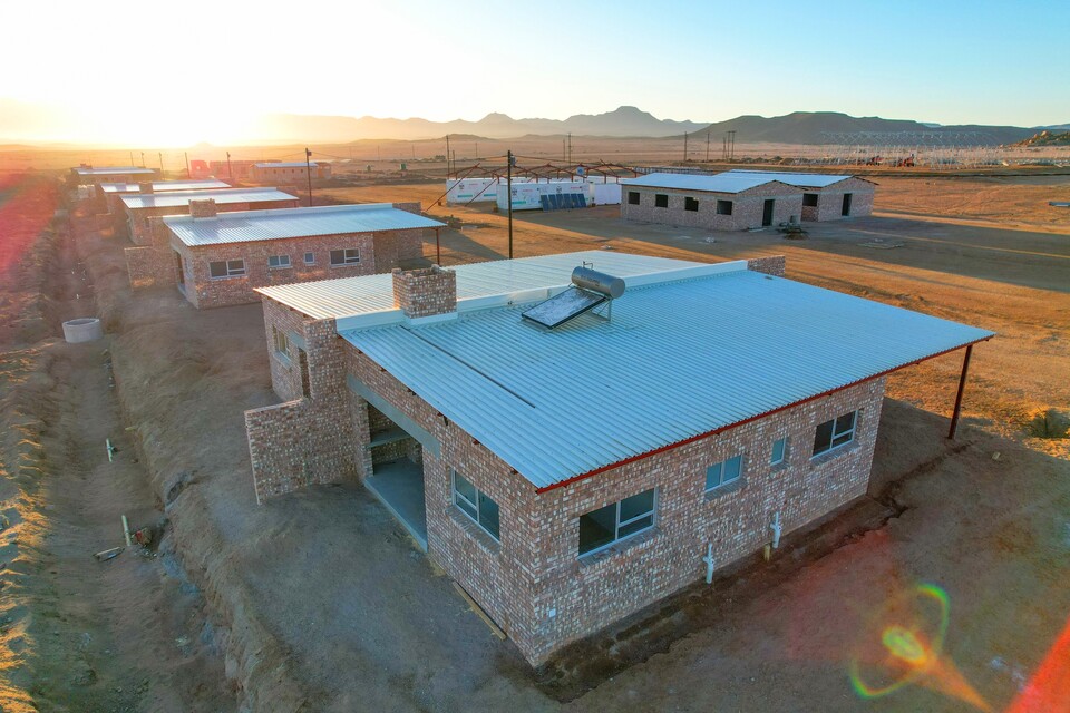 나미비아 에롱고에 들어선 다우레스 그린수소마을의 주거단지.(사진=Daures Green Hydrogen Village)