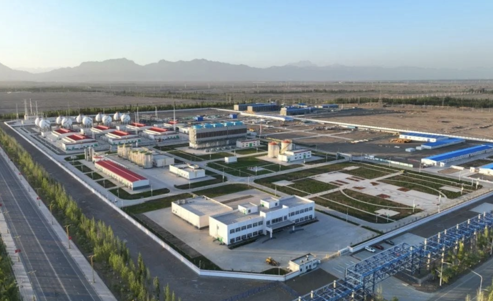 신장위구르자치구에 완공한 중국 시노펙의 쿠차 그린수소 생산단지.(사진=Sinopec)
