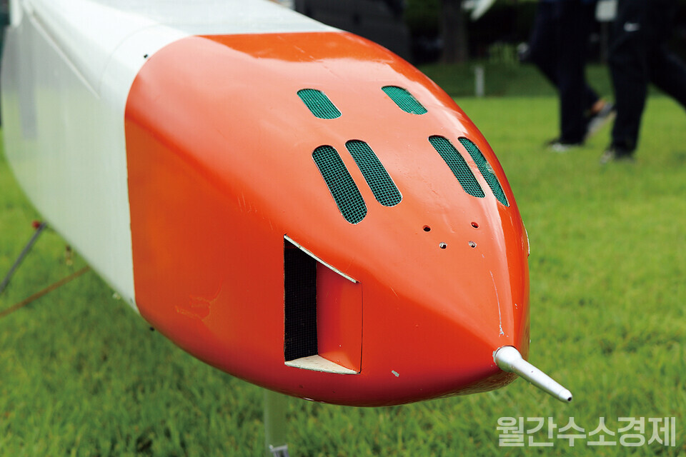 수랭식 냉각시스템과 열교환기가 설치된 노즈콘(Nose cone).(사진=박상우)